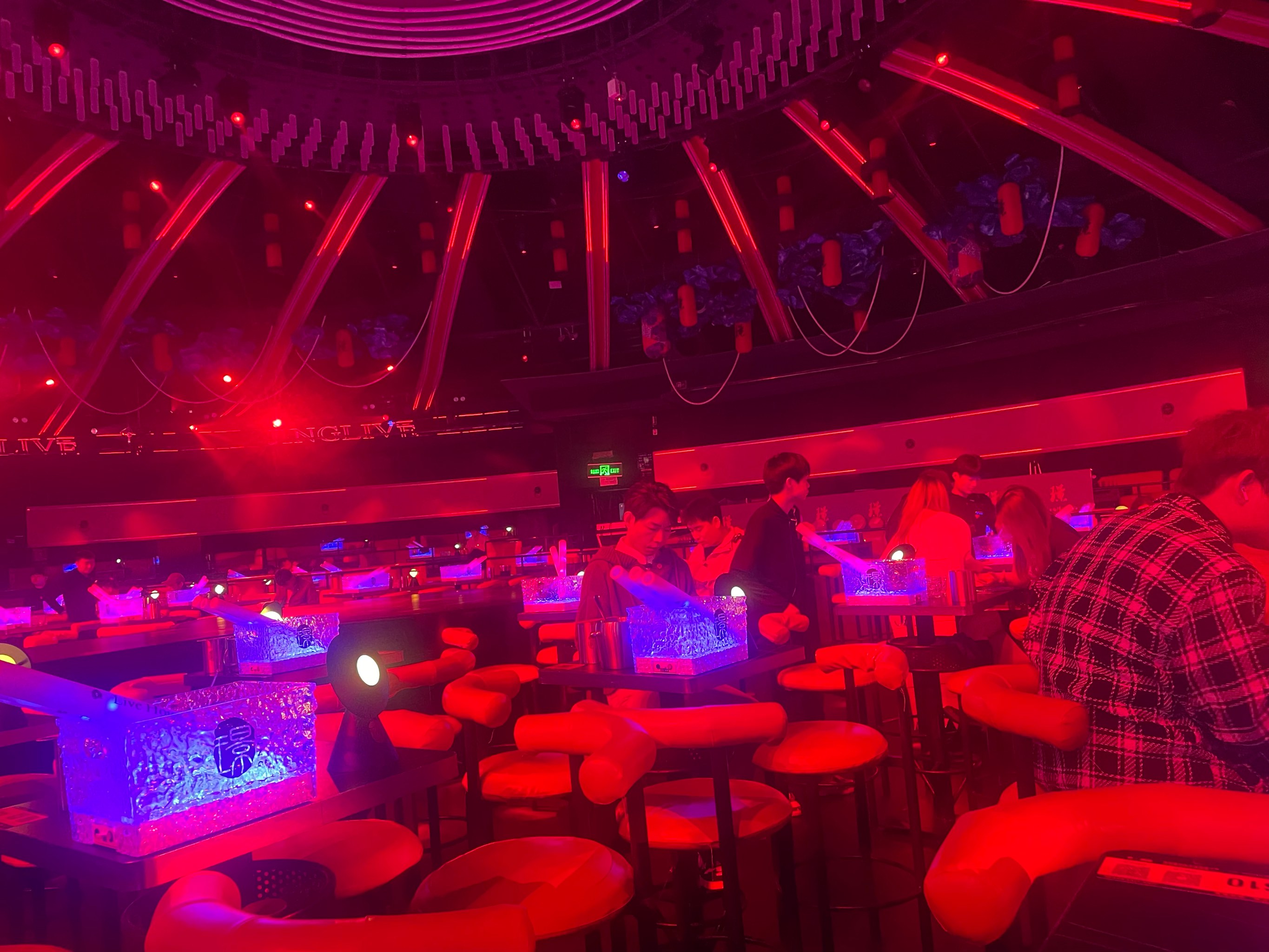 崇左商务ktv首选，好玩不止一点-龙州县ktv预订